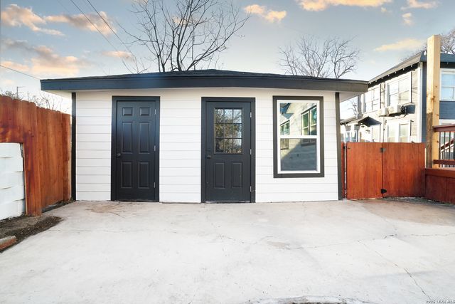 1222 Hays, San Antonio, TX 78202