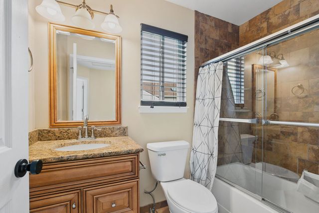 1158 Sweetwater Ridge, Lake In The Hills, IL 60156