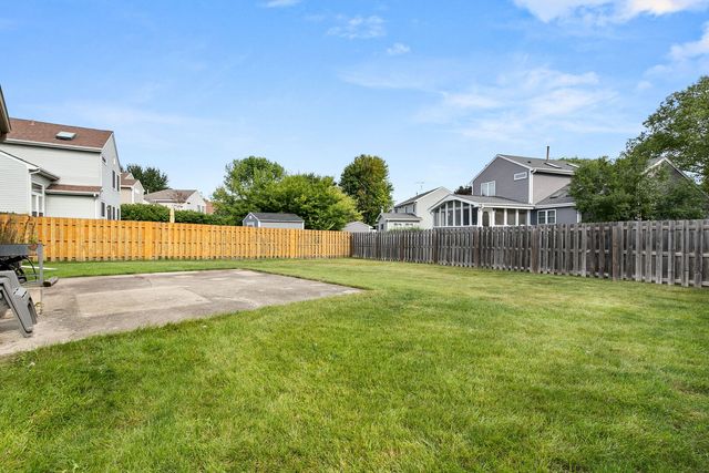 1158 Sweetwater Ridge, Lake In The Hills, IL 60156