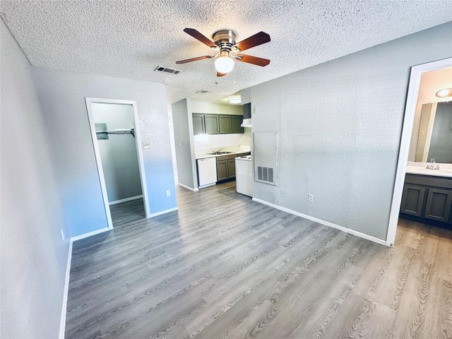 3702 S Second ST 103, Austin, TX 78704