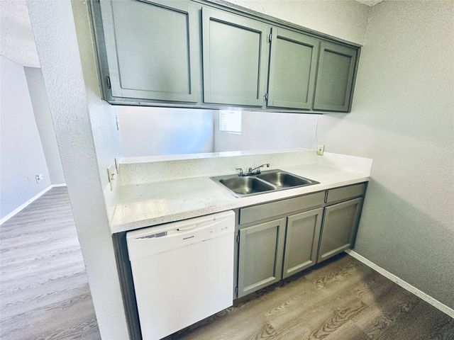 3702 S Second ST 103, Austin, TX 78704