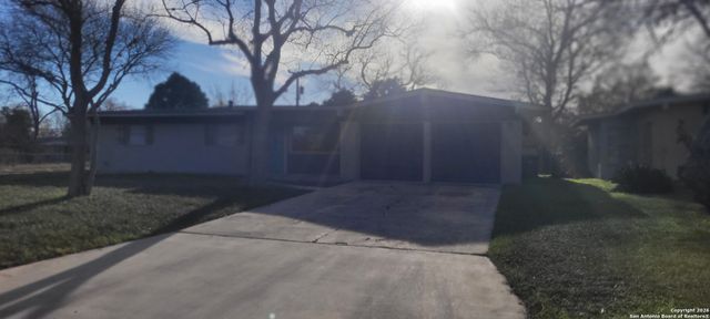 141 Trudy Lane, Universal City, TX 78148