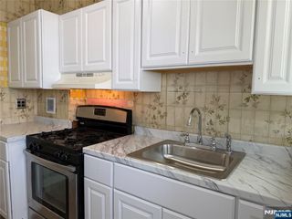 234 Lafayette Ave, Hawthorne, NJ 07506