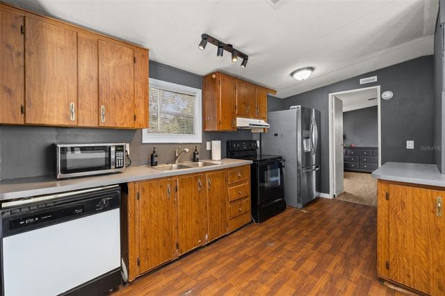 550 SADDLE BAG LANE, Lakeland, FL 33801