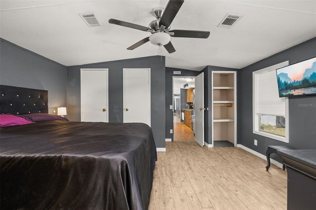 550 SADDLE BAG LANE, Lakeland, FL 33801