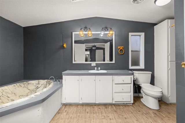 550 SADDLE BAG LANE, Lakeland, FL 33801