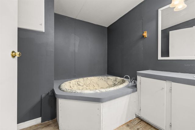 550 SADDLE BAG LANE, Lakeland, FL 33801