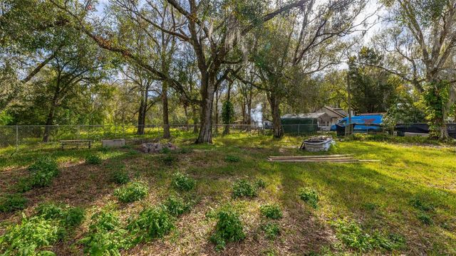 550 SADDLE BAG LANE, Lakeland, FL 33801