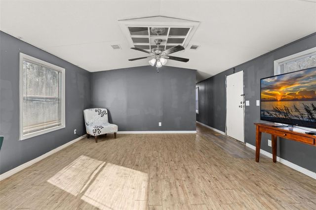 550 SADDLE BAG LANE, Lakeland, FL 33801