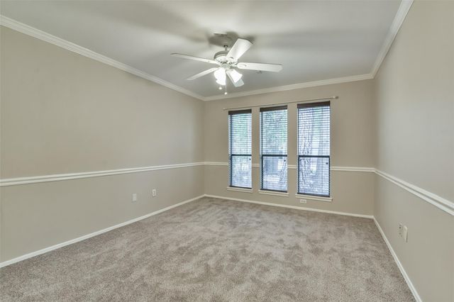 20 Tulip Hill Court, Spring, TX 77380