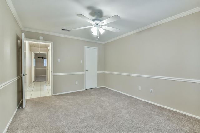 20 Tulip Hill Court, Spring, TX 77380