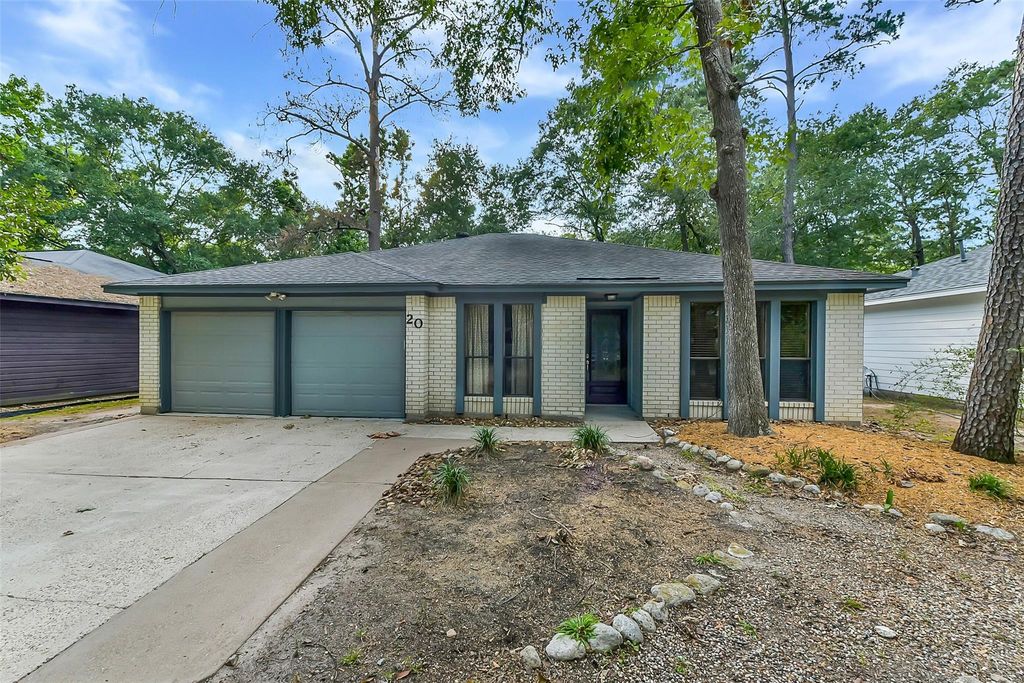 20 Tulip Hill Court, Spring, TX 77380