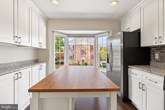 5 LAZY HOLLOW WAY, Gaithersburg, MD 20878