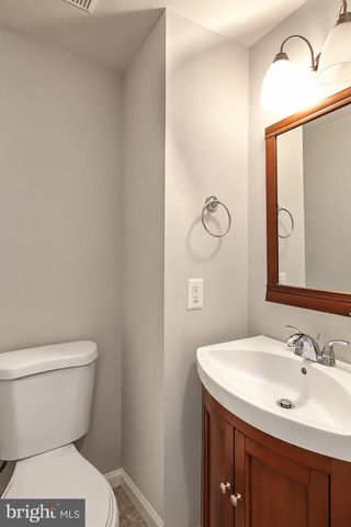 5 LAZY HOLLOW WAY, Gaithersburg, MD 20878