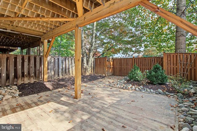 5 LAZY HOLLOW WAY, Gaithersburg, MD 20878