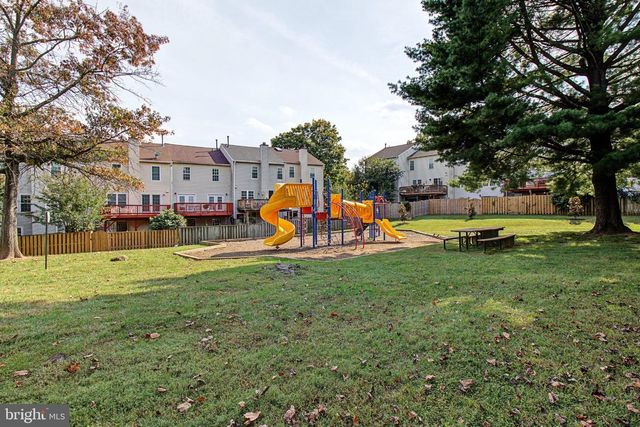 5 LAZY HOLLOW WAY, Gaithersburg, MD 20878