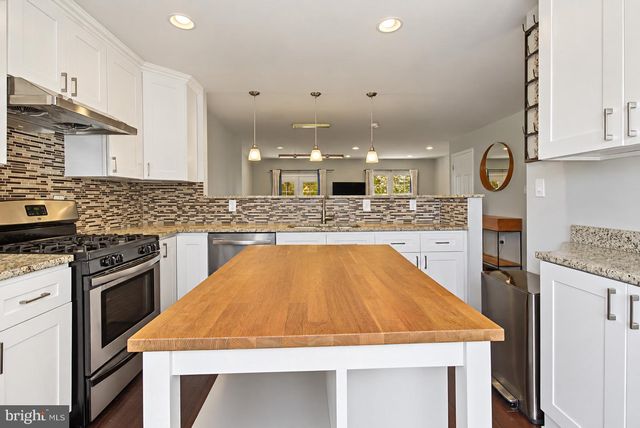 5 LAZY HOLLOW WAY, Gaithersburg, MD 20878