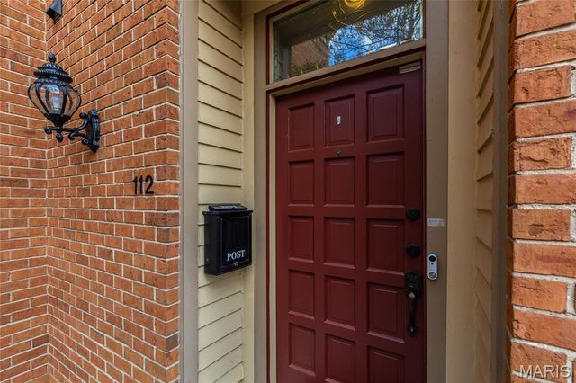 112 W Pine Place, St Louis, MO 63108