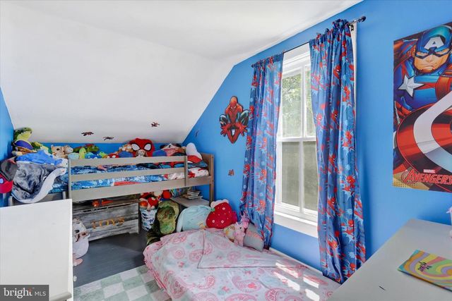 104-106 GARFIELD ST E, Shippensburg, PA 17257