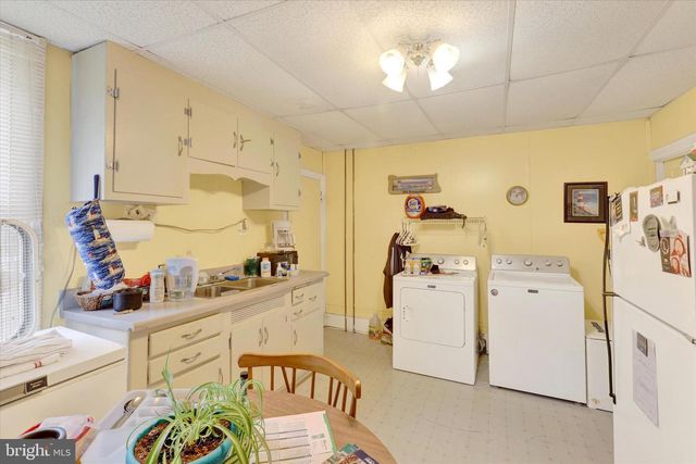 104-106 GARFIELD ST E, Shippensburg, PA 17257