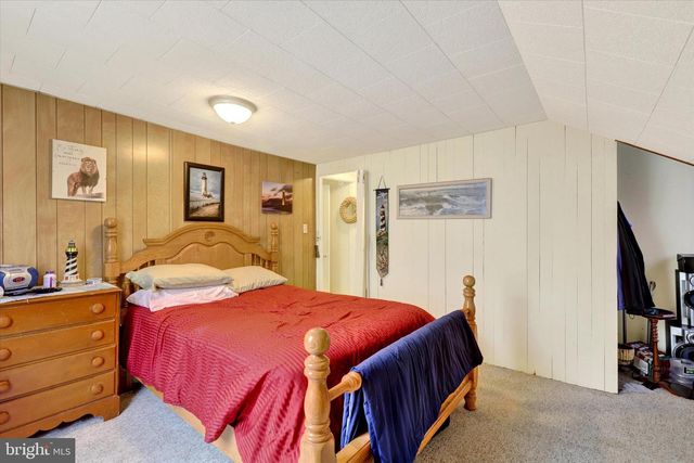 104-106 GARFIELD ST E, Shippensburg, PA 17257