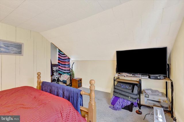 104-106 GARFIELD ST E, Shippensburg, PA 17257