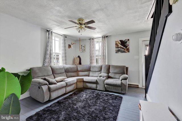 104-106 GARFIELD ST E, Shippensburg, PA 17257