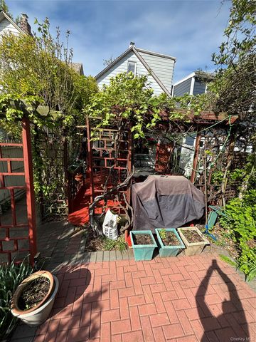 5715 66th Street, Maspeth, NY 11378