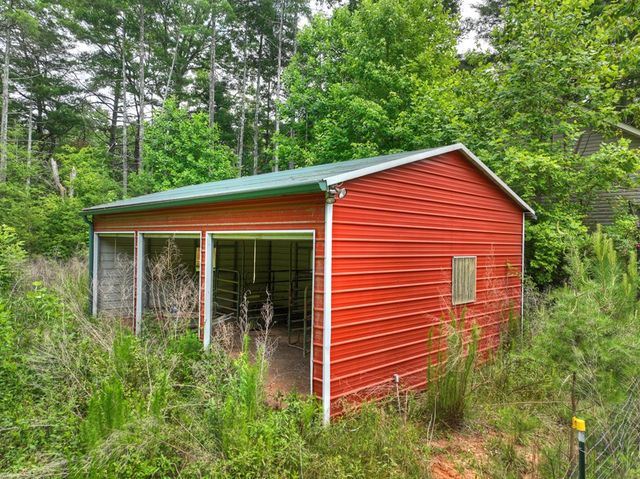 95 Laughing Bird Lane, Ellijay, GA 30536