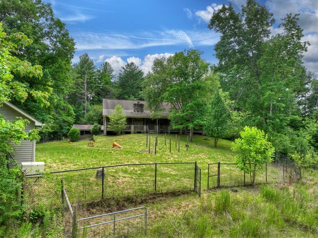 95 Laughing Bird Lane, Ellijay, GA 30536
