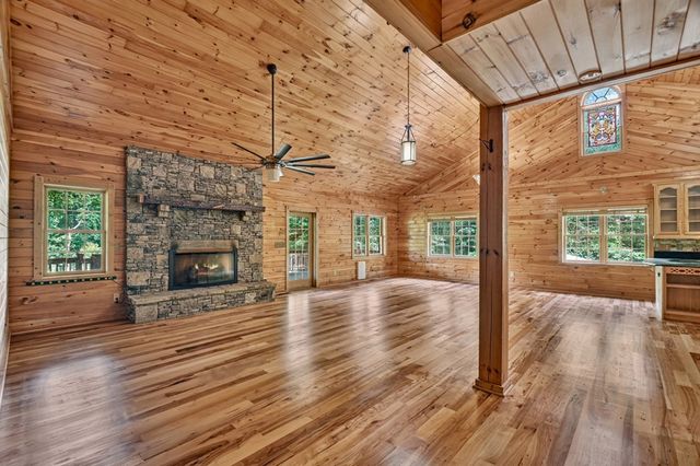 95 Laughing Bird Lane, Ellijay, GA 30536