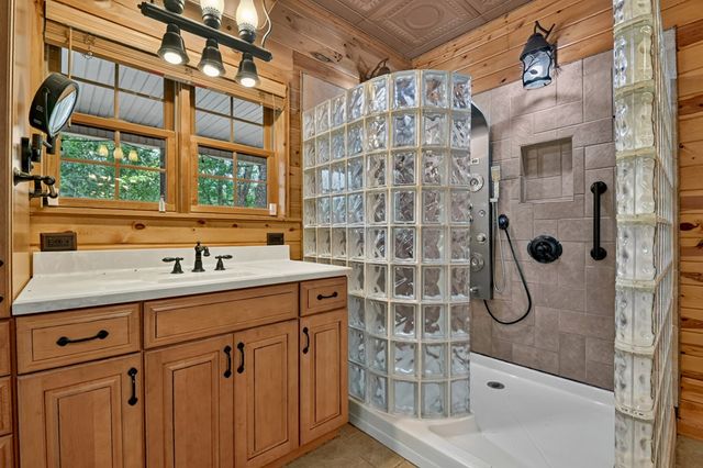 95 Laughing Bird Lane, Ellijay, GA 30536