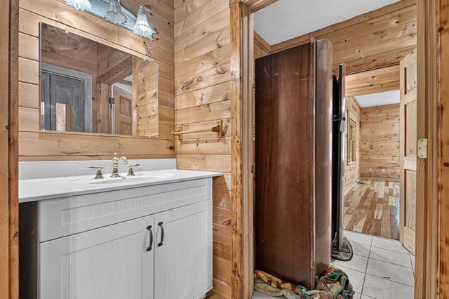 95 Laughing Bird Lane, Ellijay, GA 30536