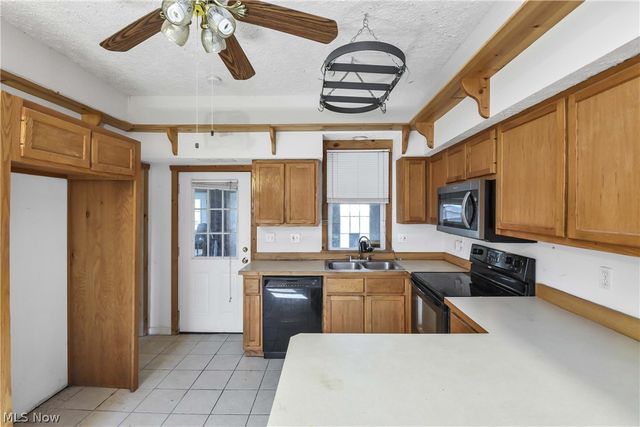 18022 State Route 301, Lagrange, OH 44050