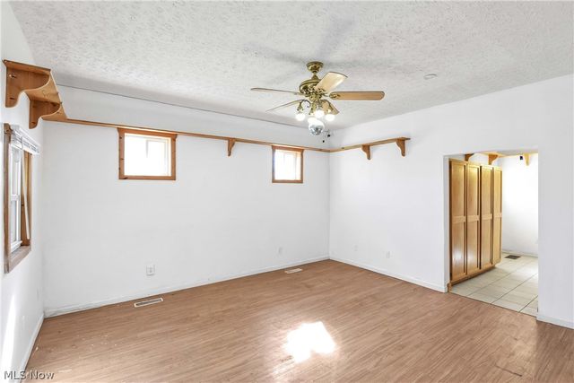 18022 State Route 301, Lagrange, OH 44050