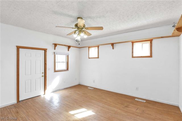 18022 State Route 301, Lagrange, OH 44050