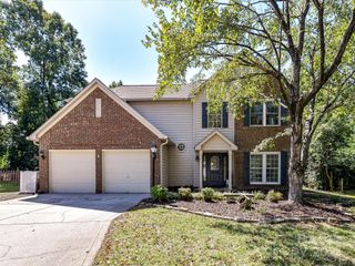 126 Lake Davidson Circle, Davidson, NC 28036