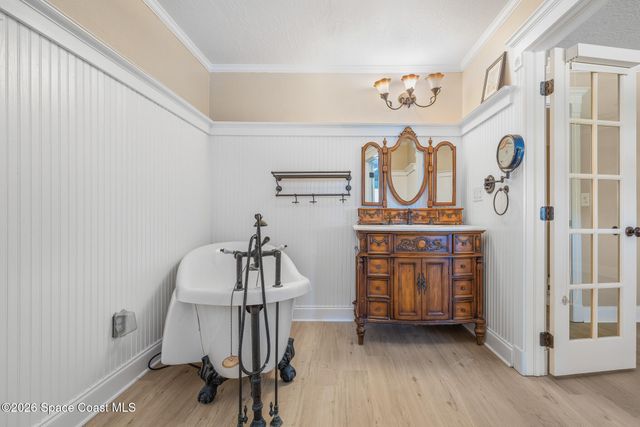 405 Hawthorne Court, Indian Harbour Beach, FL 32937