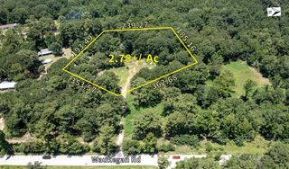 10710 Waukegan Road, Conroe, TX 77306