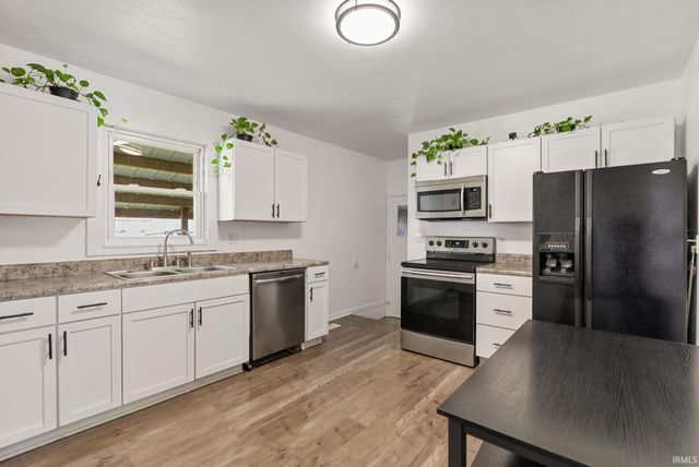 6717 Beaty Avenue, Fort Wayne, IN 46809