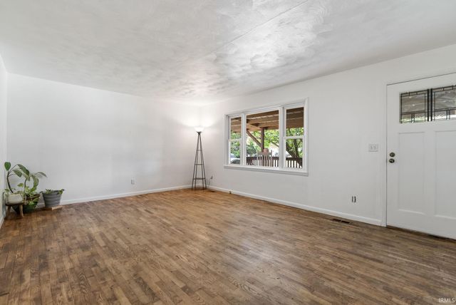 6717 Beaty Avenue, Fort Wayne, IN 46809