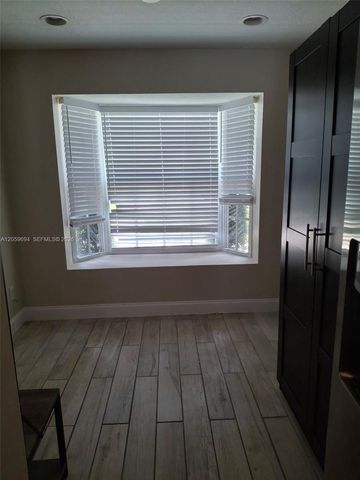 3824 NW 122nd Ter, Sunrise, FL 33323