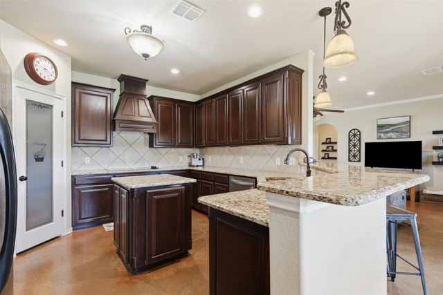 2425 Pecan Springs Road, Cleburne, TX 76031
