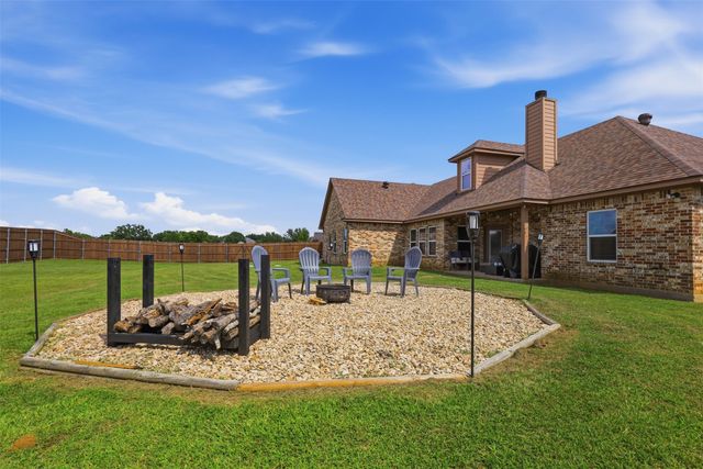 2425 Pecan Springs Road, Cleburne, TX 76031