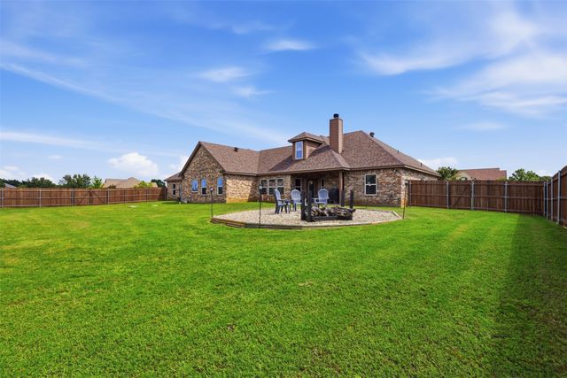 2425 Pecan Springs Road, Cleburne, TX 76031