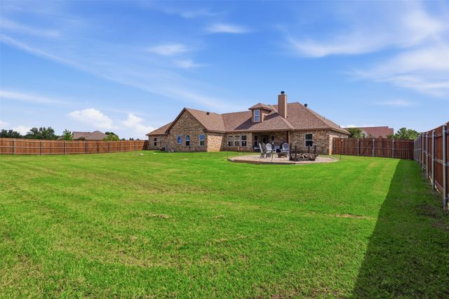 2425 Pecan Springs Road, Cleburne, TX 76031