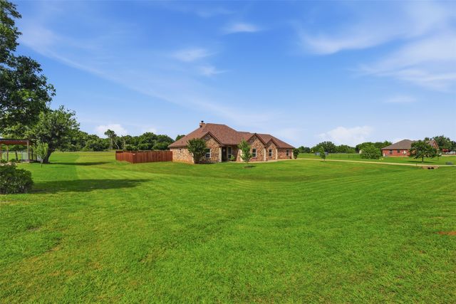 2425 Pecan Springs Road, Cleburne, TX 76031
