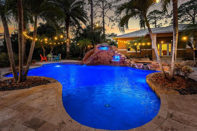 7033 NW 63rd Way, Parkland, FL 33067