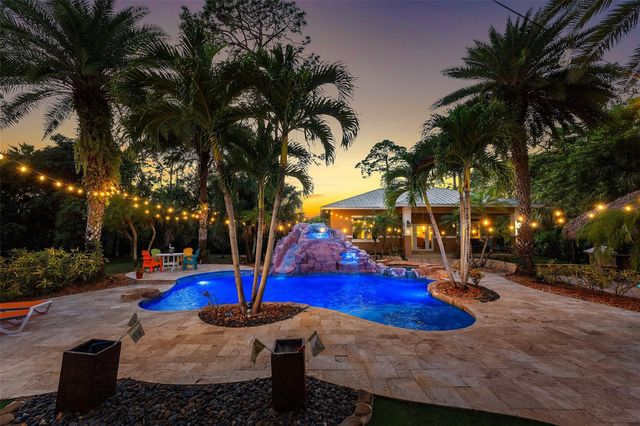 7033 NW 63rd Way, Parkland, FL 33067