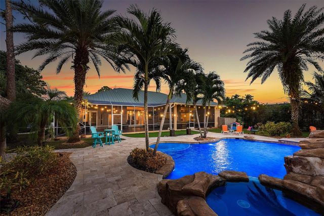 7033 NW 63rd Way, Parkland, FL 33067